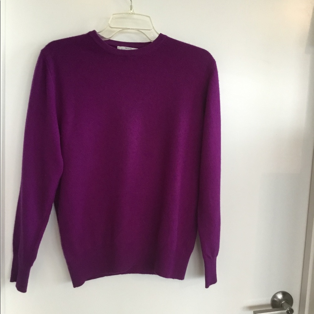 United colors of Benetton $60 Size Medium. - Picture 3 of 4